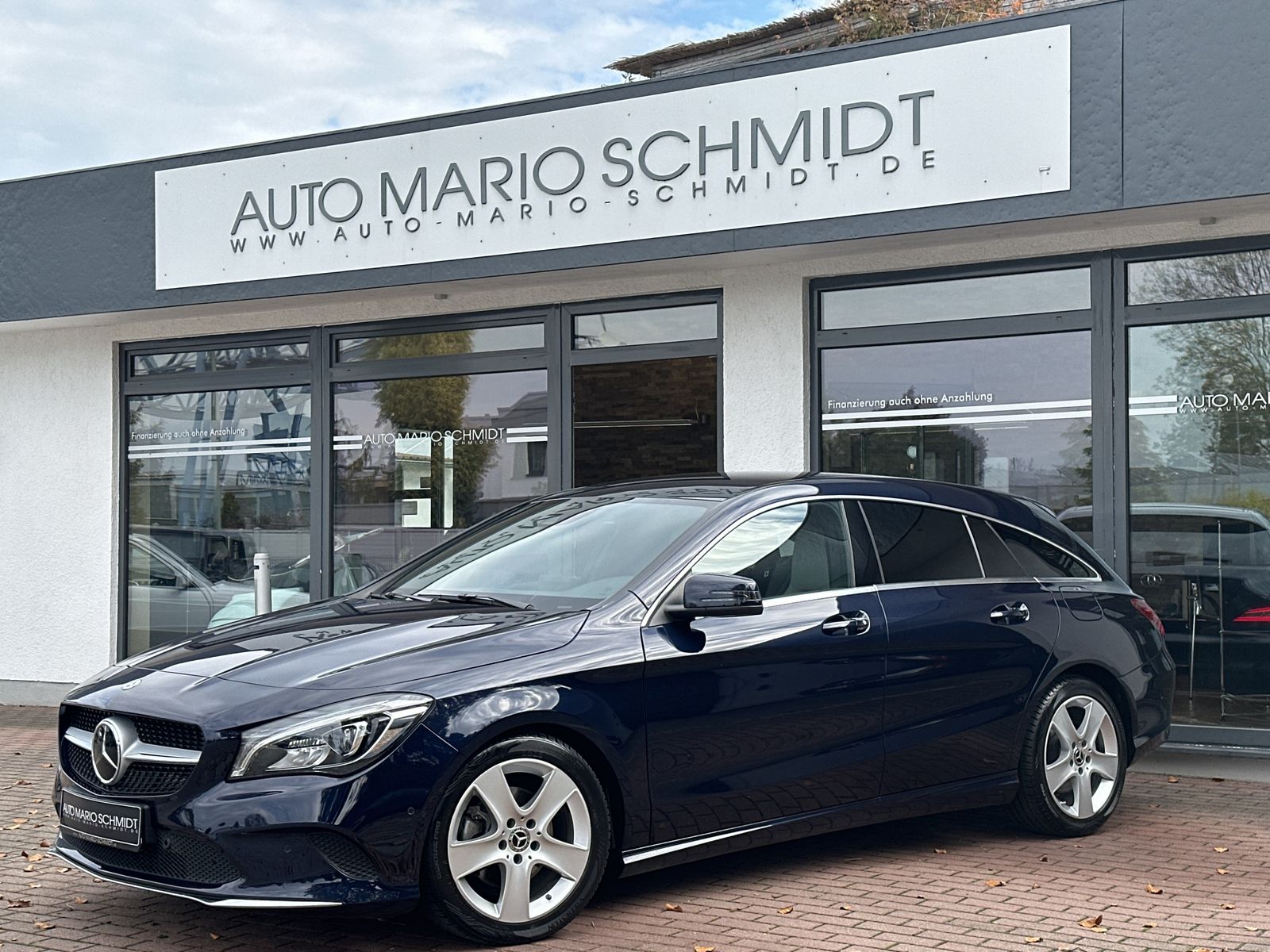 MERCEDES-BENZ CLA 180 Shooting Brake Urban LED Distronic Plus