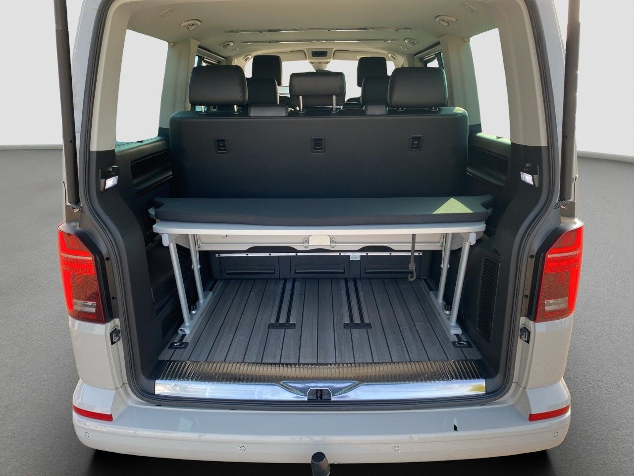 Volkswagen T6.1 Multivan Highline 4Motion DCC NAVI PDC AHK foto 18