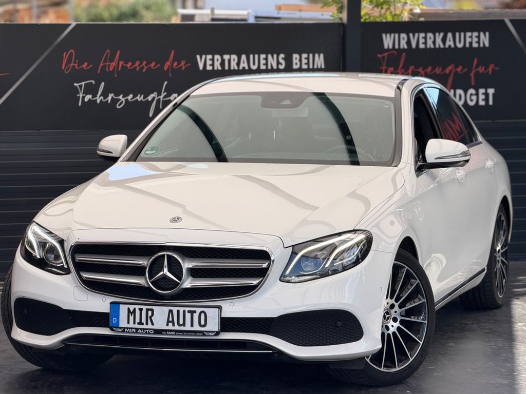 Image of Mercedes-Benz E 200