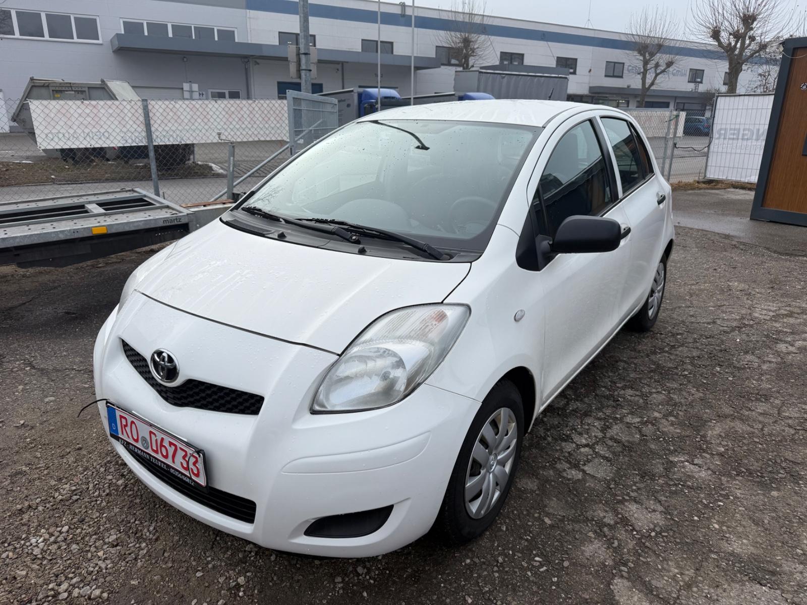 Toyota Yaris 1,0- Klima