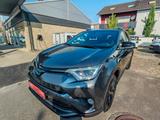 Toyota RAV 4  2,5 Hybrid Dynamic Navi - gebrauchte Toyota RAV 4 aus dem Jahr 2018