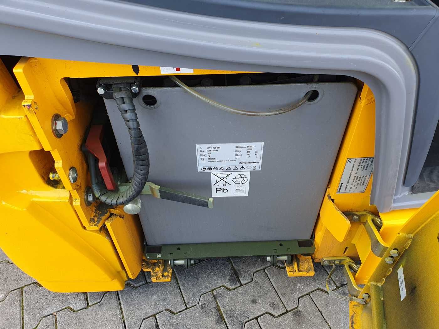 Fahrzeugabbildung Jungheinrich EFG 215 / Triplex: 4.25m! / SS / nur 3.488h!