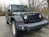 Jeep Wrangler / Wrangler Unlimited Sahara (Cabrio) - Jeep Wrangler aus 2012: Unlimited