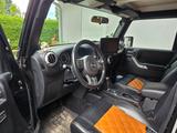 Jeep Wrangler 2.8l CRD Unlimited Sahara Automatik... - Jeep Wrangler: Geländewagen