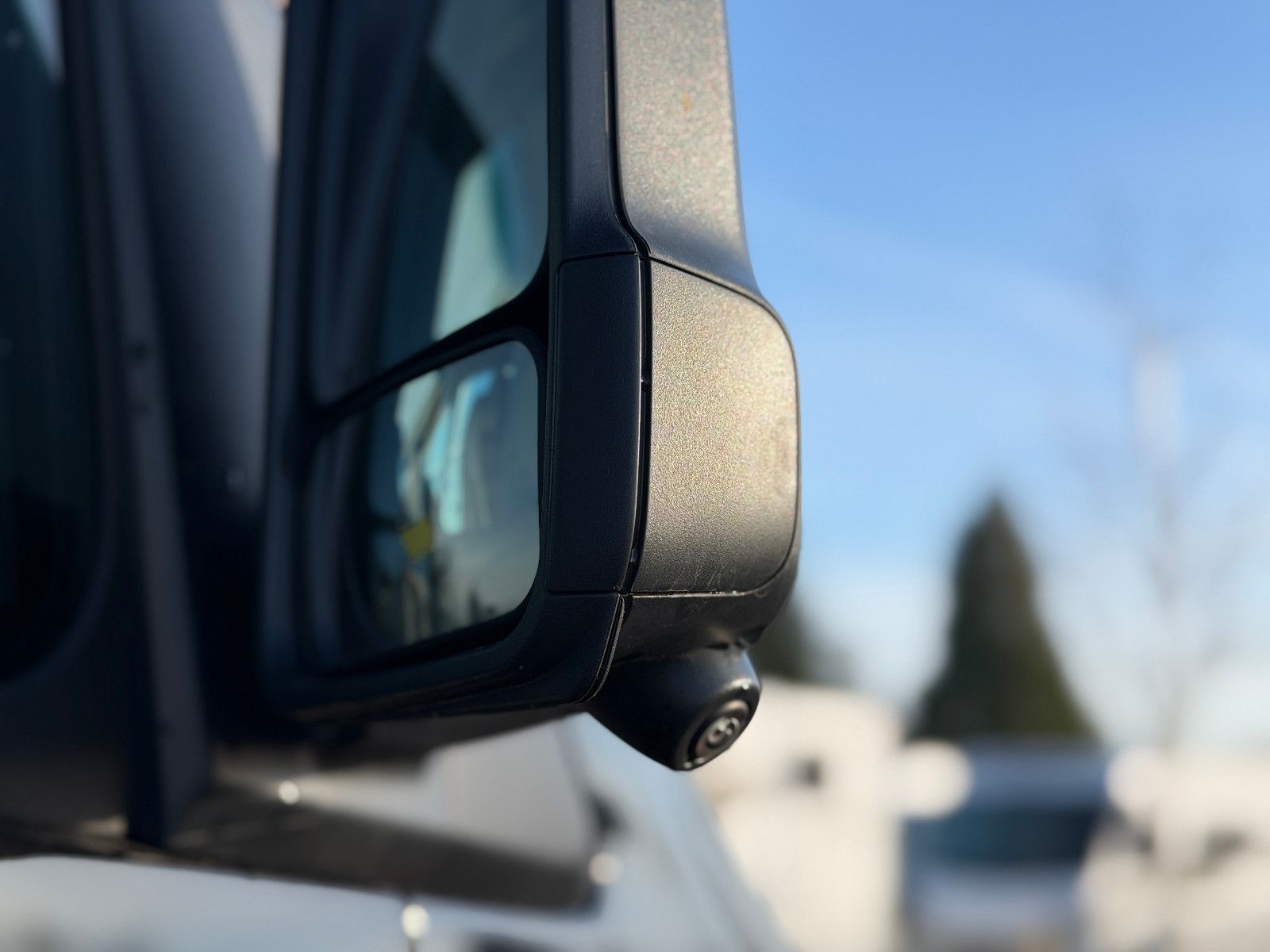 Fahrzeugabbildung HYMER / ERIBA / HYMERCAR Grand Canyon S - MB 600 SD- 4x4- 11.496€ sparen!