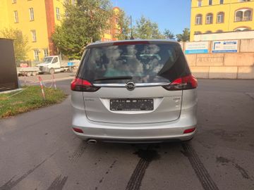 Opel Zafira - 8