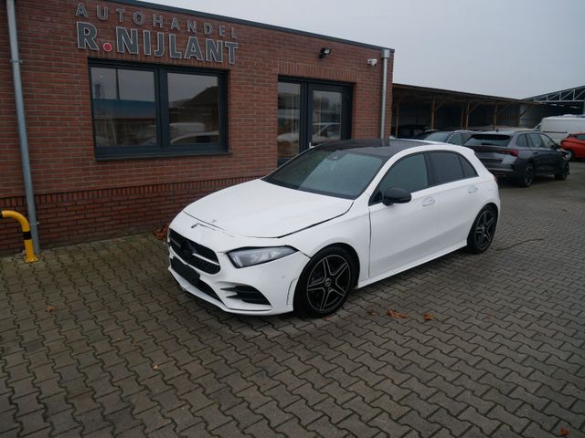 Mercedes-Benz A 180 AMG Pano