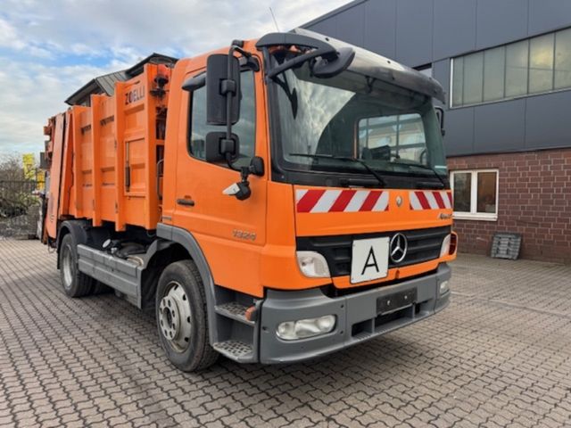 Mercedes-Benz 1324 4x2 Atego Zöller Mini