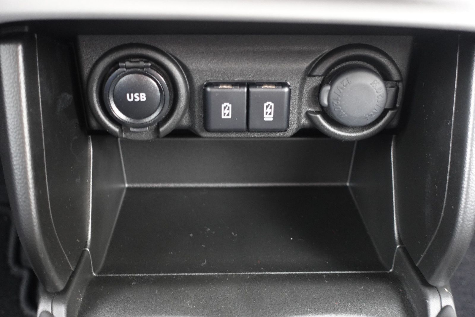 Fahrzeugabbildung Suzuki Swift Comfort 1.2,Navi,Sitzhz,Kamera,Alu,DAB,LED