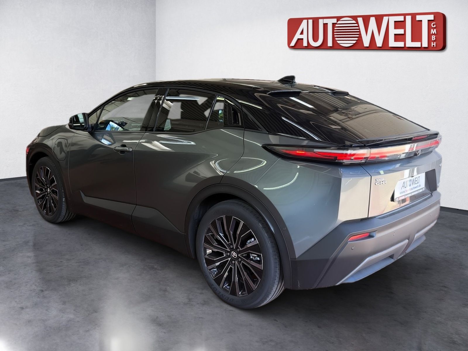 Fahrzeugabbildung Toyota C-HR+ Lounge 4x4 AWD 77 KW, 360,SHZ,el.Heck