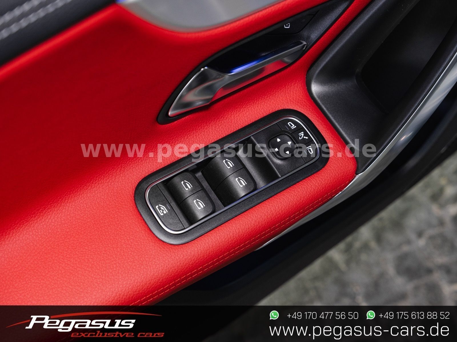 MERCEDES-BENZ A 45 AMG - 29