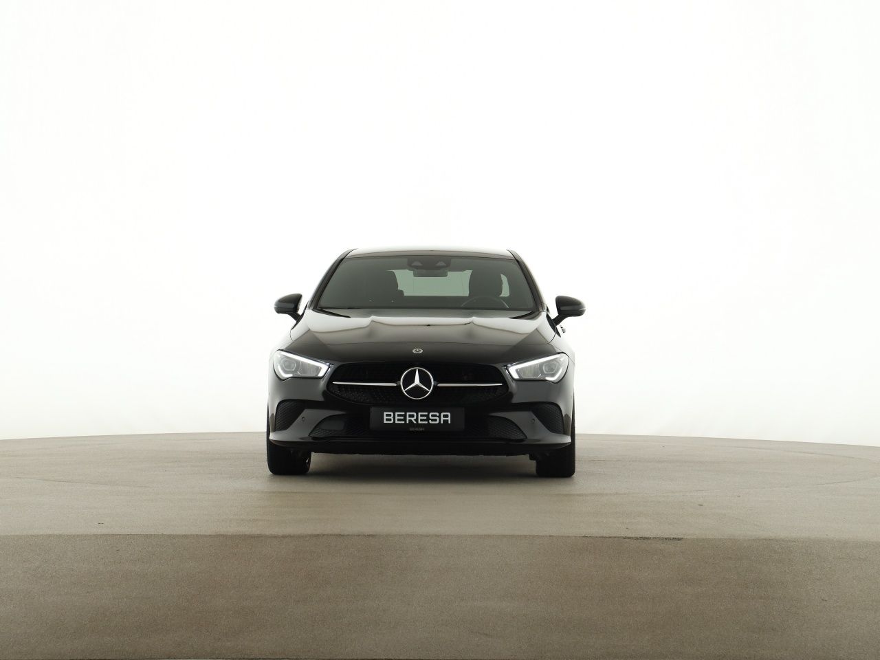 Mercedes-Benz CLA 250 e Night Progressive MBUX 360 LED Navi imagem 3
