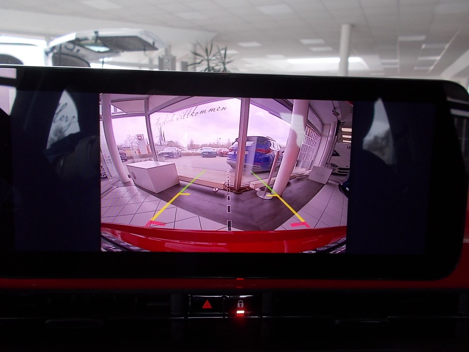 Fahrzeugabbildung Fiat 500e Red EDITION 42 kWh WENIG KILOMETER