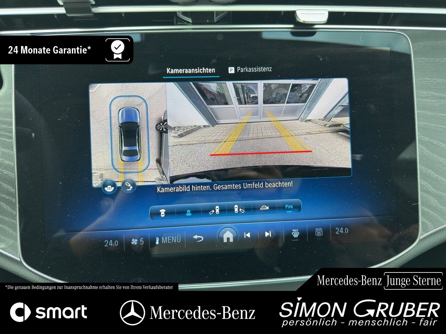 Fahrzeugabbildung Mercedes-Benz E 220 d AMG Night Servolock Pano Burm4D AHK