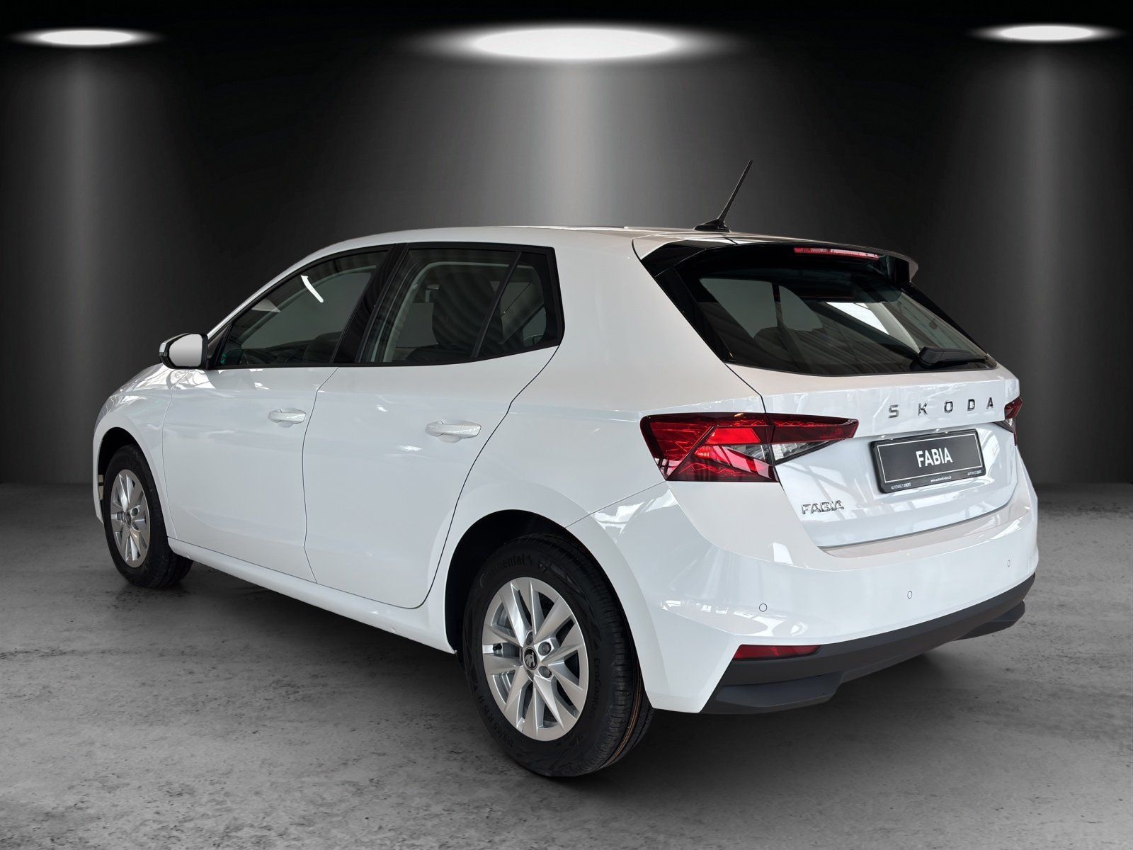 Fahrzeugabbildung SKODA Fabia Essence 1,0 TSI LED+SITZHEIZ+SPURHALTE+PDC