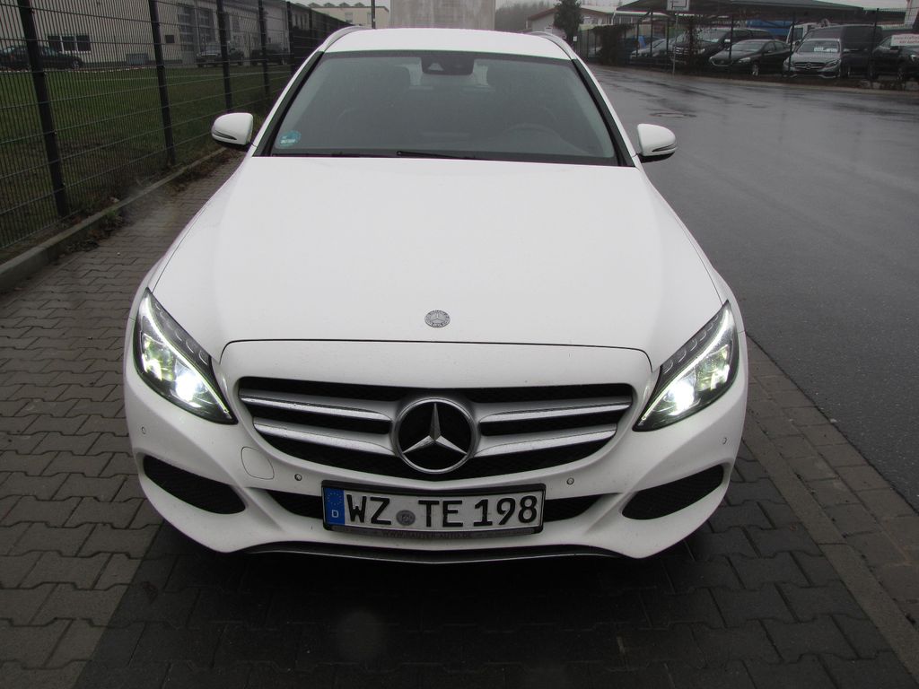 Angebot ansehen Mercedes-Benz C 220