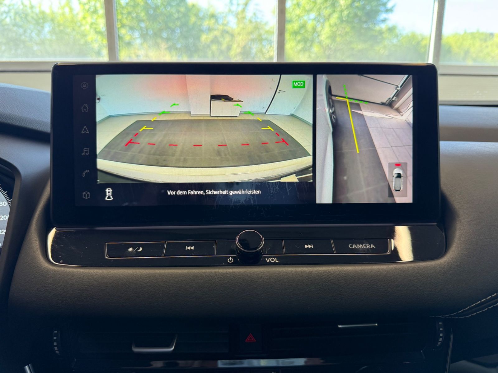 Fahrzeugabbildung Nissan Qashqai N-Connecta 1.3DIG-T Business Technologie