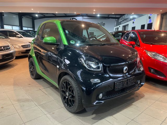 Smart ForTwo coupe electric drive /EQ Pano,Navi,Kamera