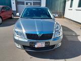 Skoda Octavia Lim. Elegance - gebrauchte Skoda Octavia aus dem Jahr 2012