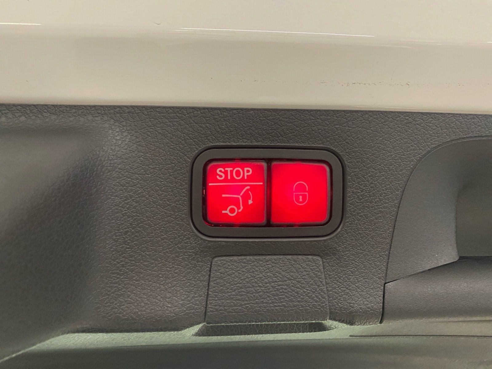 Fahrzeugabbildung Mercedes-Benz CLA 180 SB AMG PLUS*Kamer*LED*Easy-Pack*CarPlay*