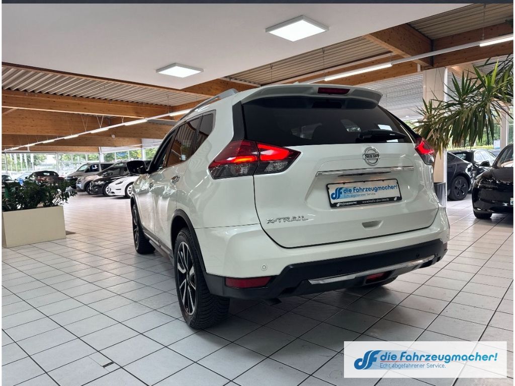 Fahrzeugabbildung Nissan X-Trail Tekna 4x4 2.0 dCi Panorama Navi Soundsys