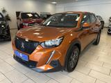 Peugeot 2008 Active*SHZ*PDC*ACC*CarPlay*Navi*1.Hand - Peugeot 2008 in Bonn
