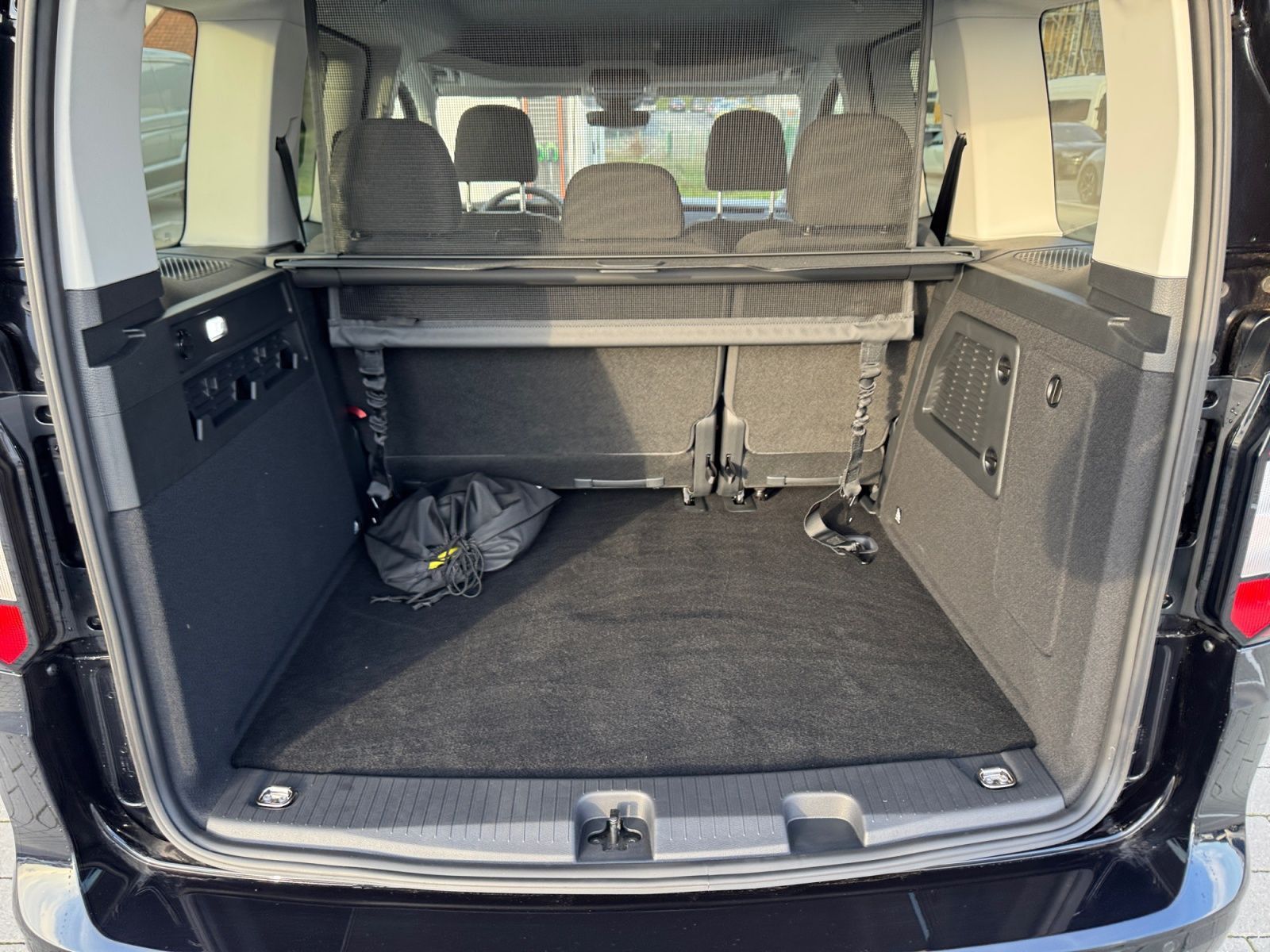 Volkswagen Caddy - Bild 8