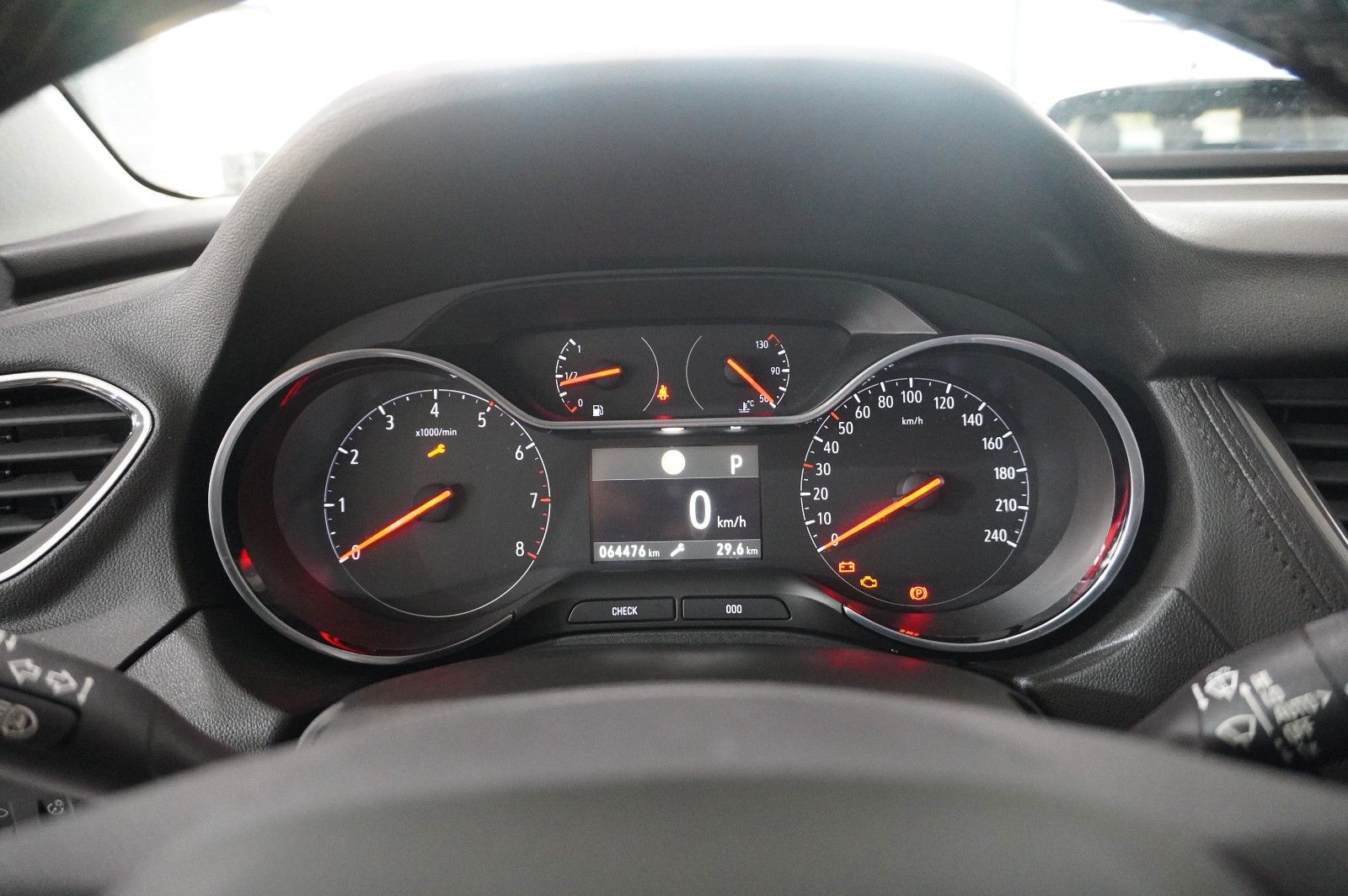 Fahrzeugabbildung Opel Grandland 1.5D ELEGANCE NAVI/LED/KAMERA/SPORT/SH