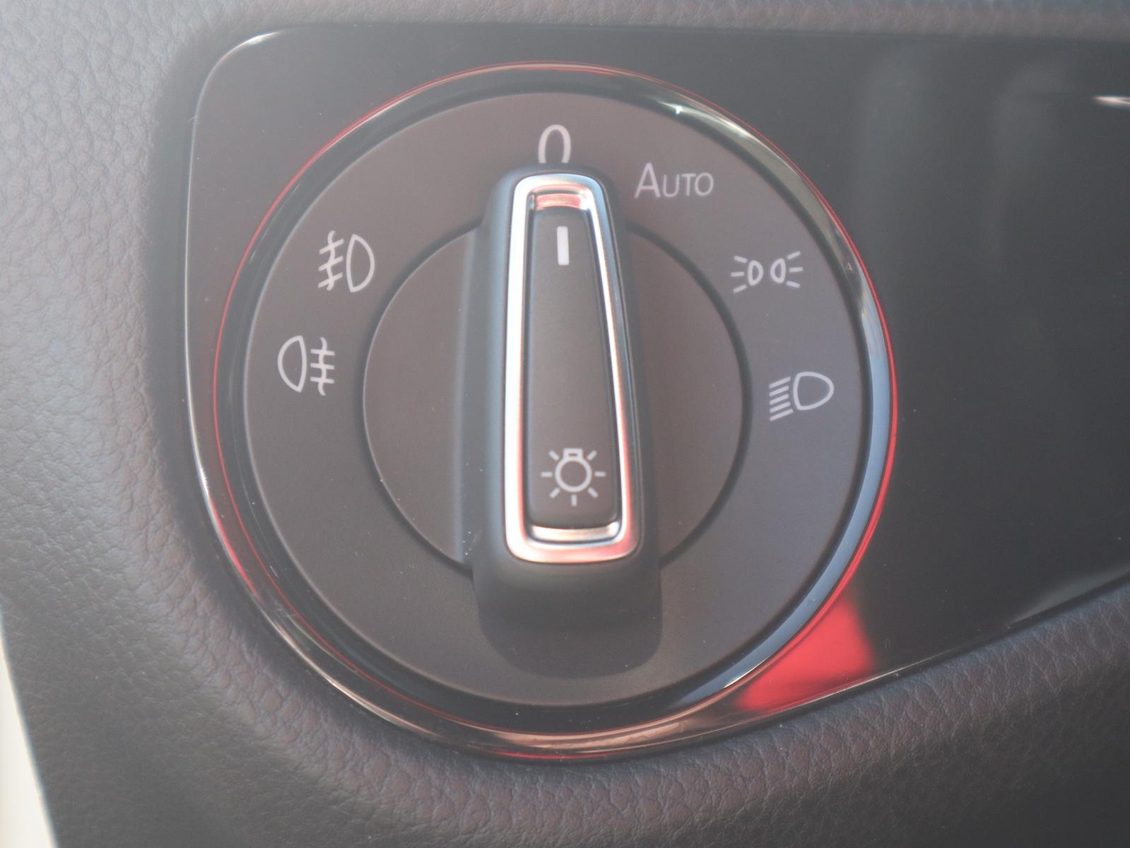 Volkswagen Golf Variant 1.4 TSI DSG R-Line Bi-Xenon Navi Dy