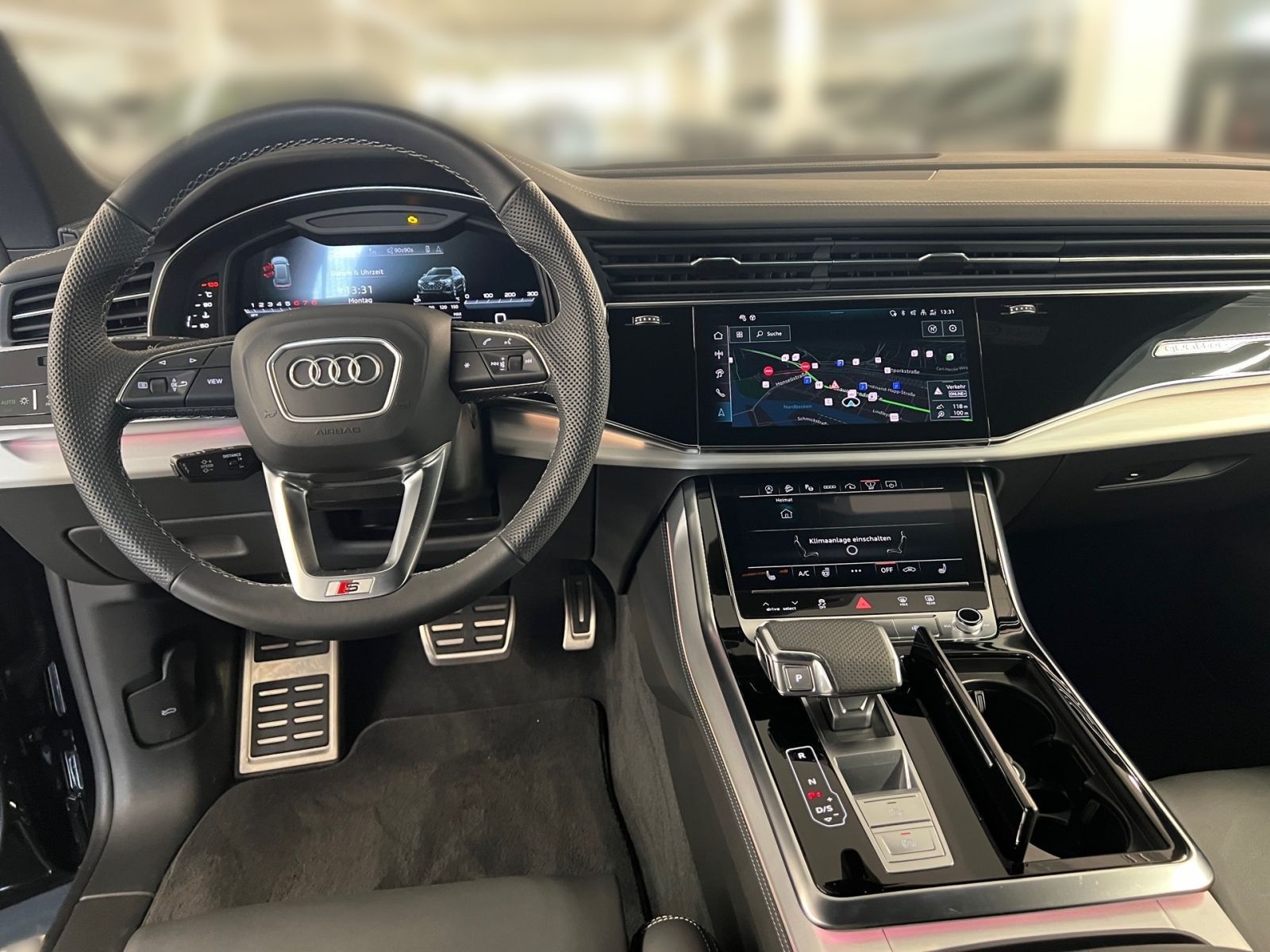 Audi SQ8 - Bild 12