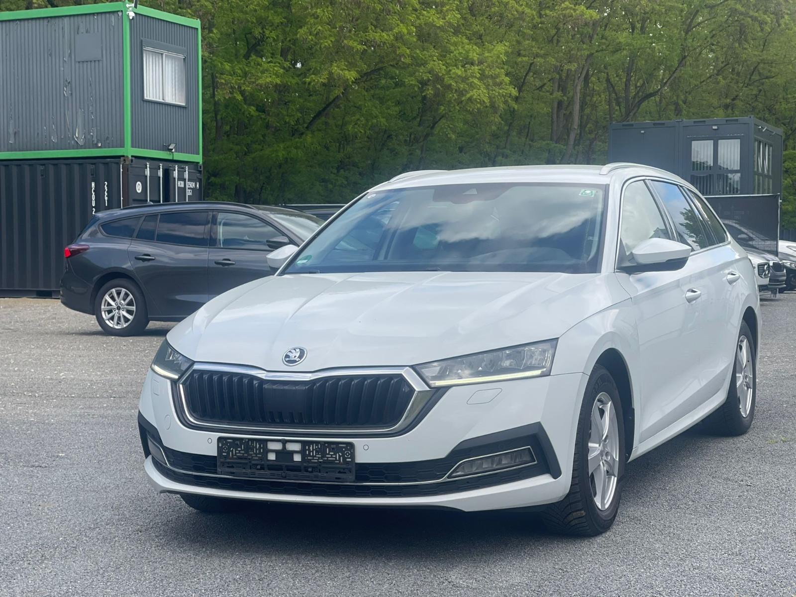 Skoda Octavia Combi Style 2.0*Diesel*150PS*Head-up*Aut