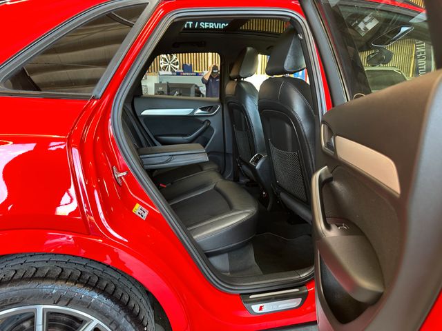 Audi Q3 2.0 TDI quattro *BiXenon*Pano*AHK*SLine*
