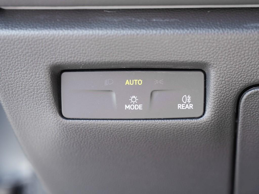 Volkswagen Passat 1.5 eTSI Business *LED*Standheizu, миниатюра 18