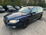 Volvo V70 Kombi 2.0 Aut. D4 Momentum 181HP - Volvo V70 mit Diesel-Antrieb: 2.4