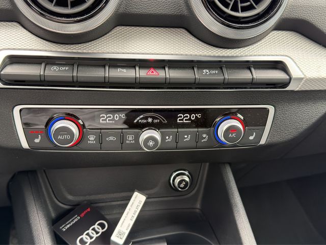 Q2 S line 35 TFSI S tronic Matrix-LED, Navigatio