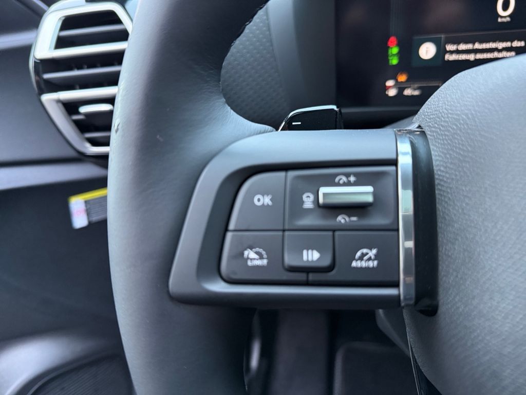 Fahrzeugabbildung Citroën C4 Hybrid 145 MAX - Vollausstattung*Massage*ACC