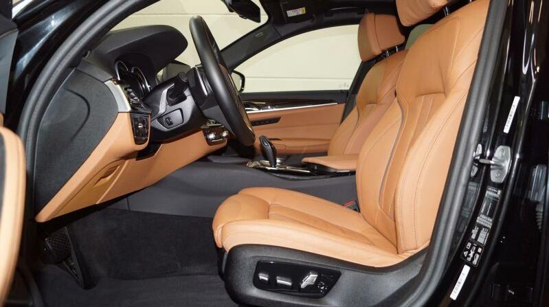 BMW 530d xDrive Tour./Sport Line/HUD/Matrix-LED/Shz