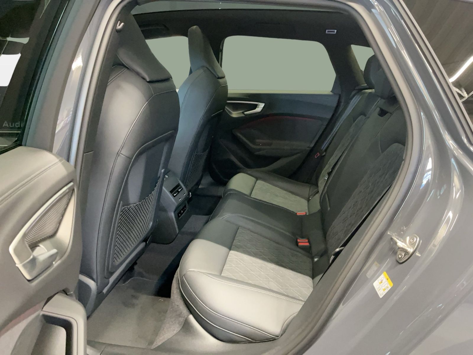 Audi S5 - Bild 11