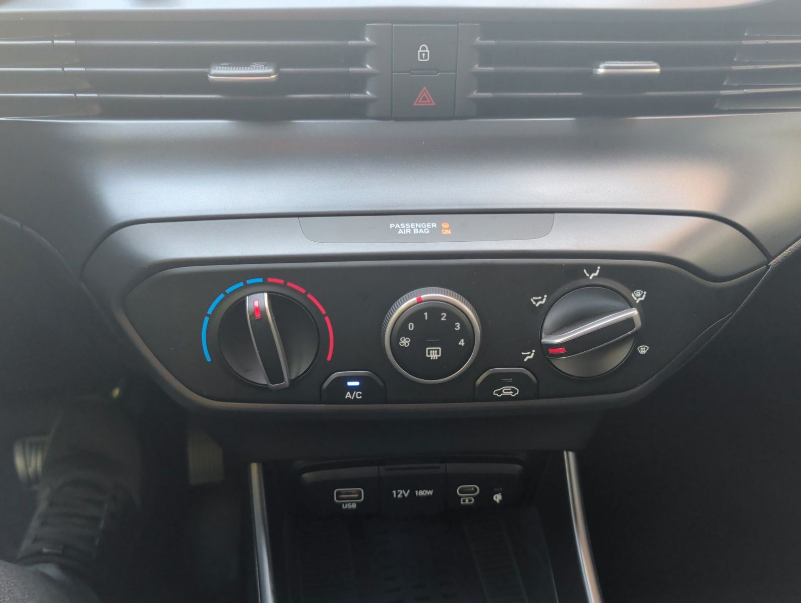 Hyundai i20 - Bild 17