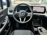 BMW 220 Active Tourer - Vorschau Bild 10