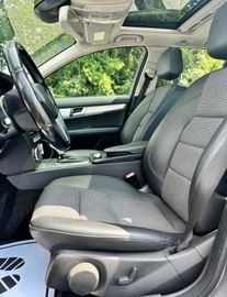 Mercedes C 220 - 12