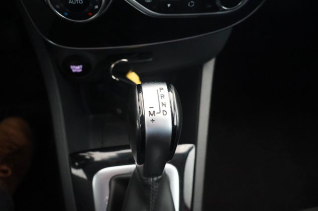 Renault Clio IV Limited Automatik Klimaautomatik PDC