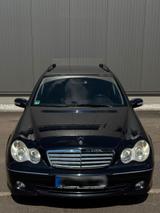 Mercedes-Benz Mercedes c320 - gebrauchte Mercedes-Benz C 320 aus dem Jahr 2005