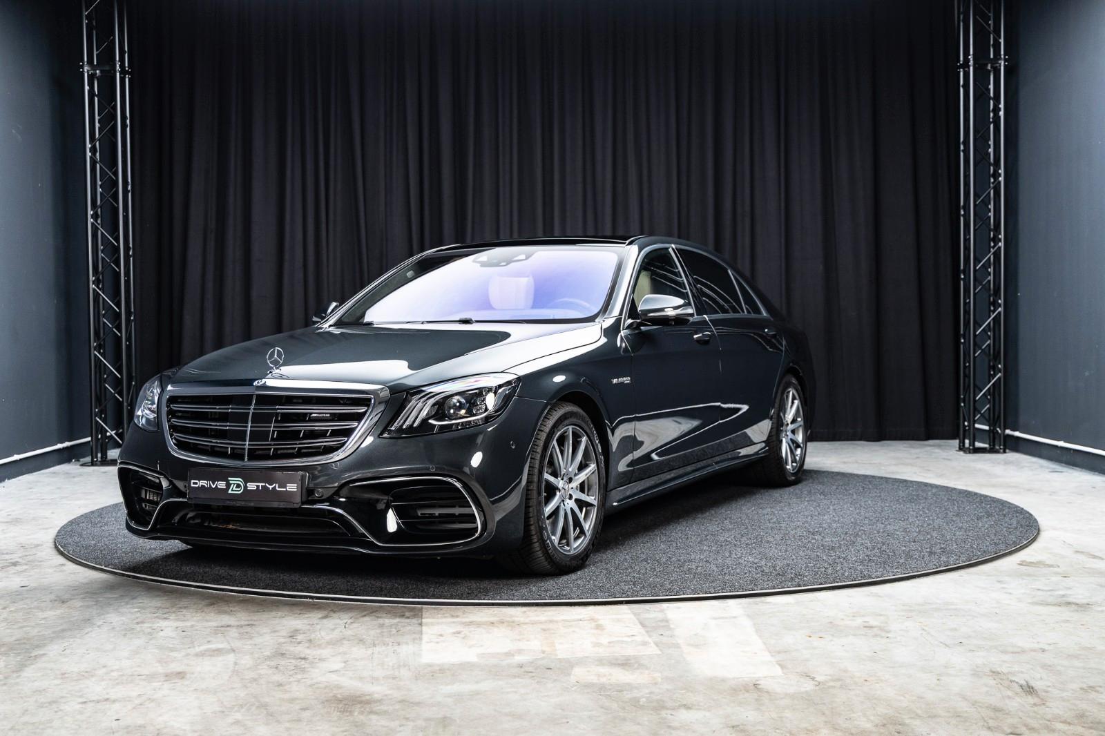 Mercedes-Benz S 63 AMG 4MATIC+ Lang + Burmester + Pano