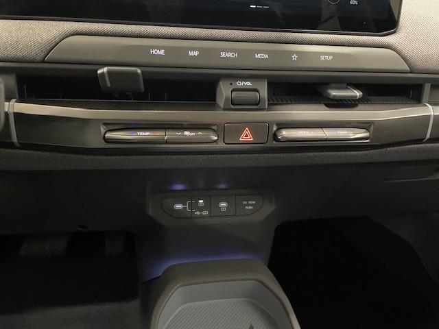 Kia EV3 150 kW Earth TotWink LED Kamera SHZ