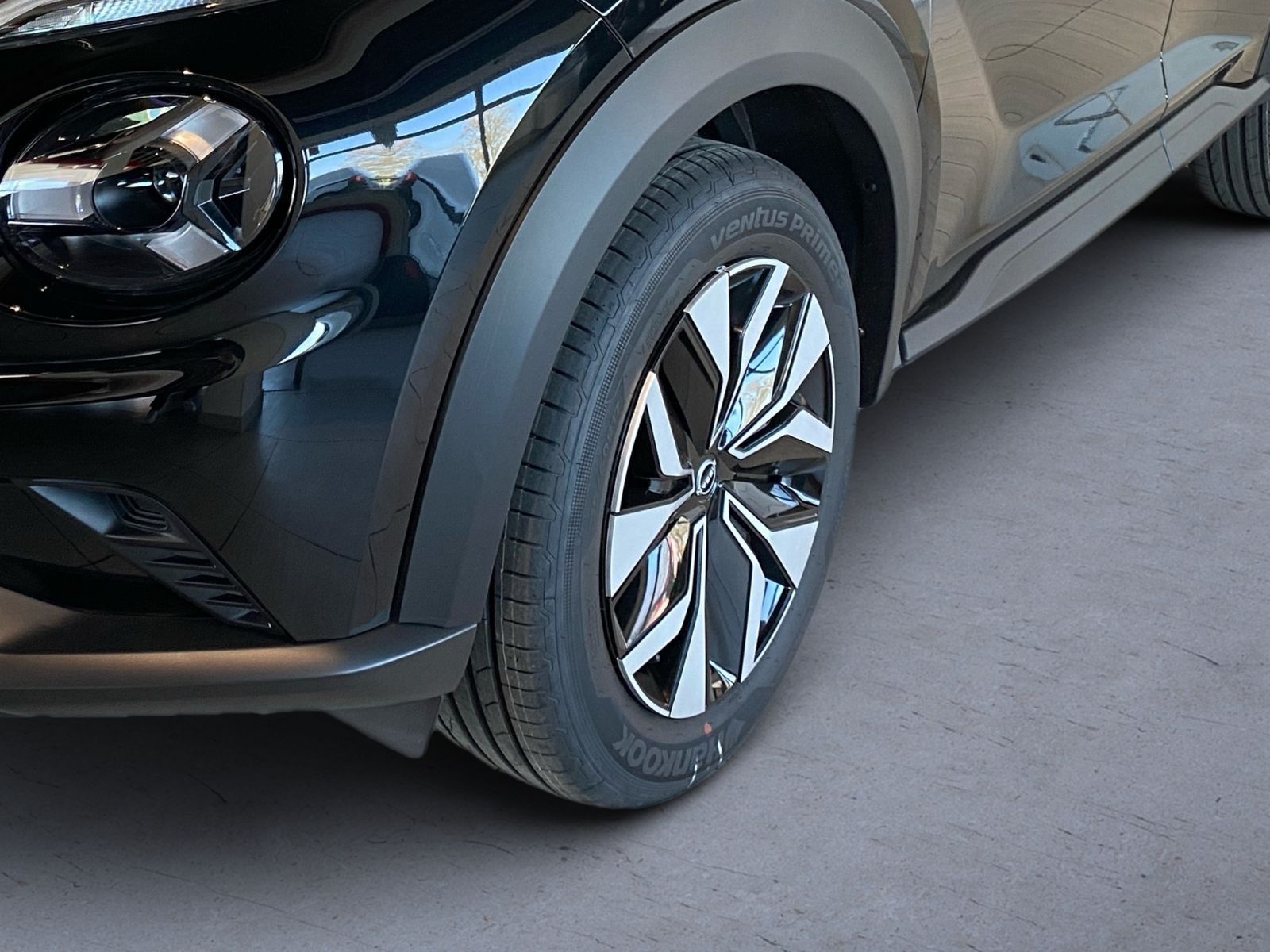 Fahrzeugabbildung Nissan JUKE 1.0 DIG-T 6MT ACENTA NC Komfort*LED*Sitzhzg