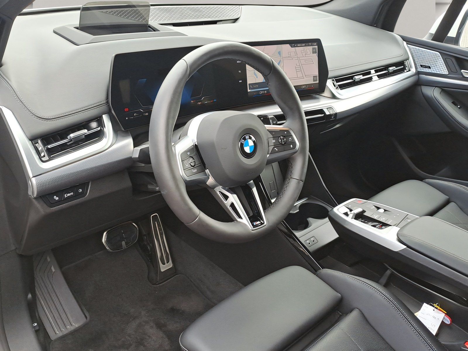 BMW 223 Active Tourer - Bild 4