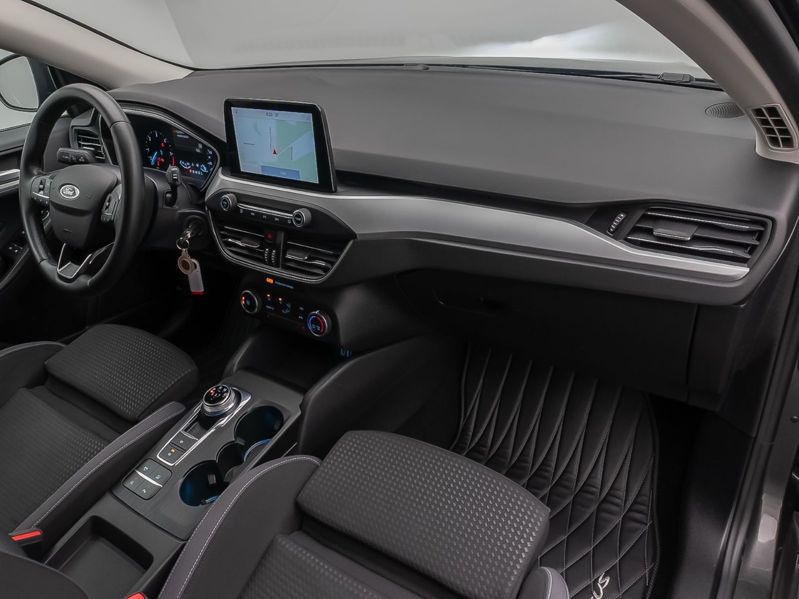 Fahrzeugabbildung Ford Focus Turnier Cool & Connect Kamera AHK Tempomat
