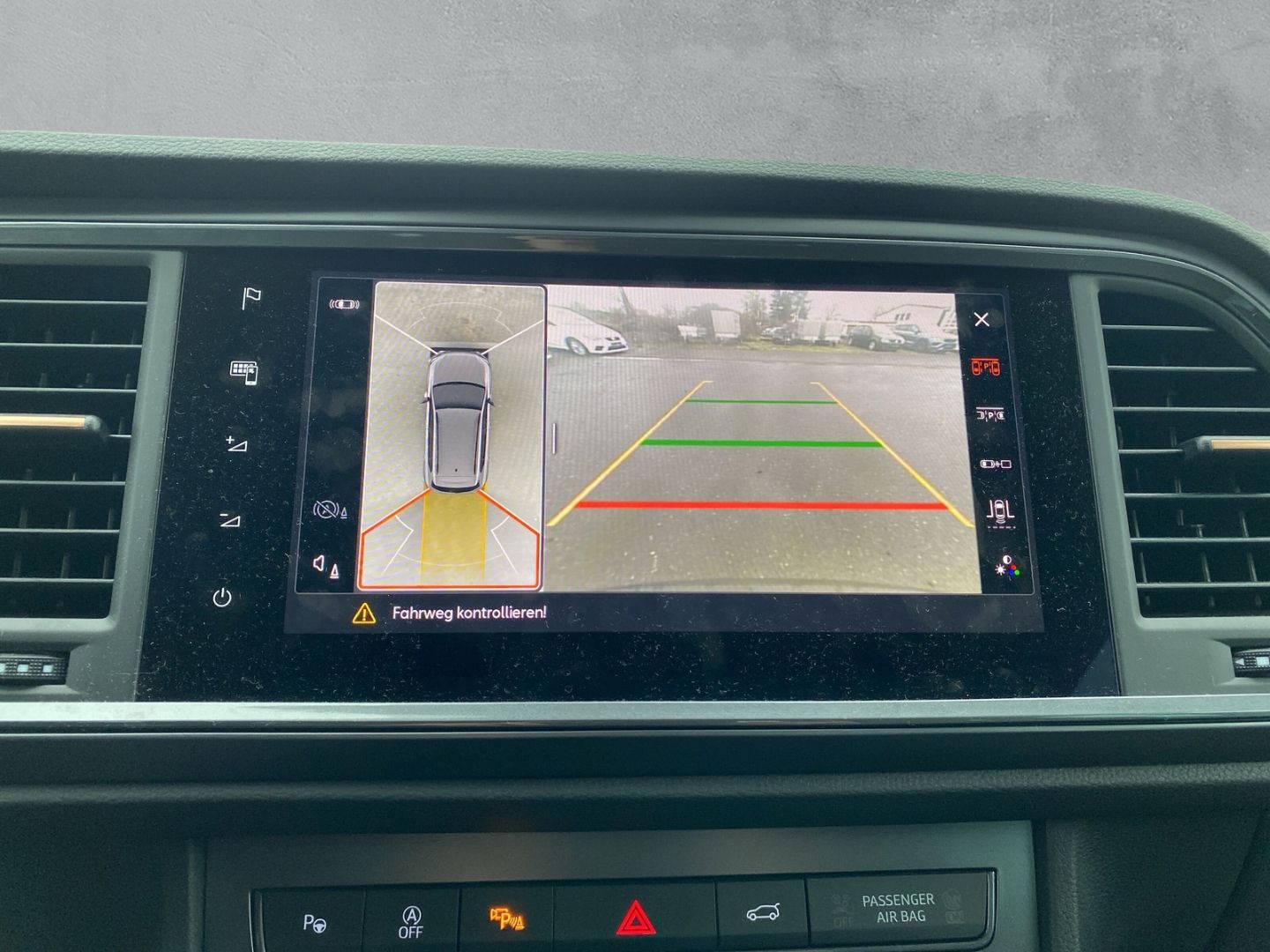 Fahrzeugabbildung CUPRA Ateca VZ 4Drive AD AHK-klappbar Navi Digitales C