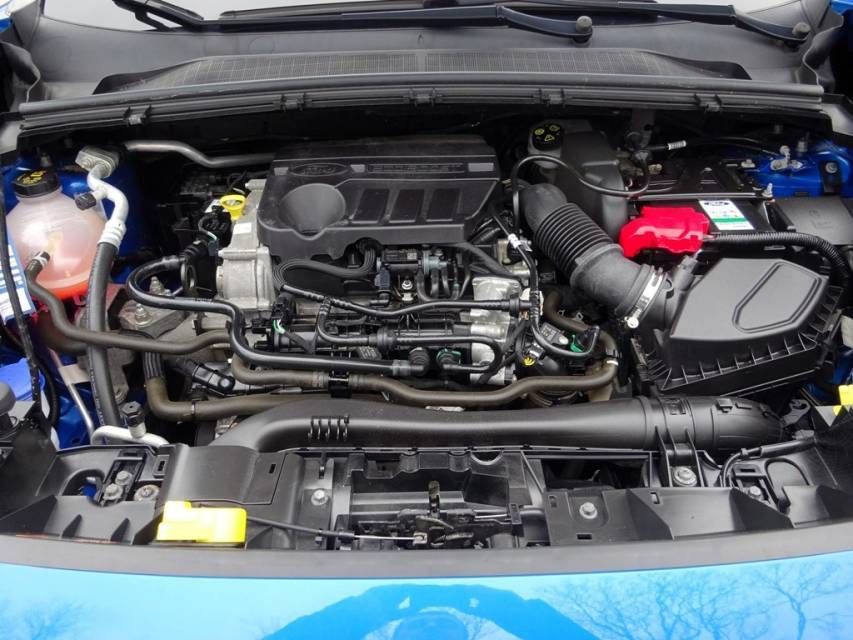 Fahrzeugabbildung Ford Puma 1.0 EcoBoost Mils Hybrid ST-Line